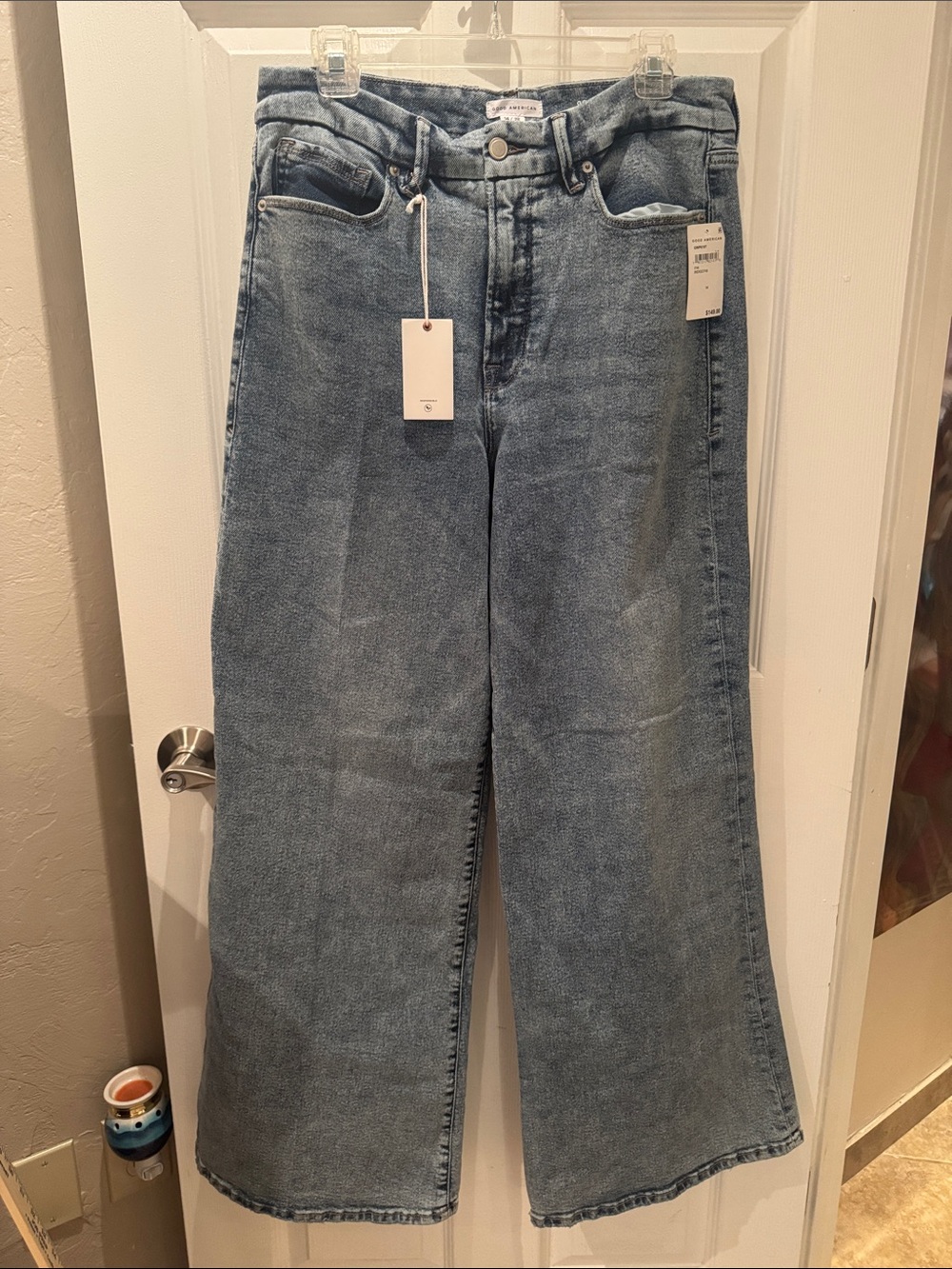 Good American Medium Wash Wide-Leg High-Rise Jeans - Picture 2 of 10